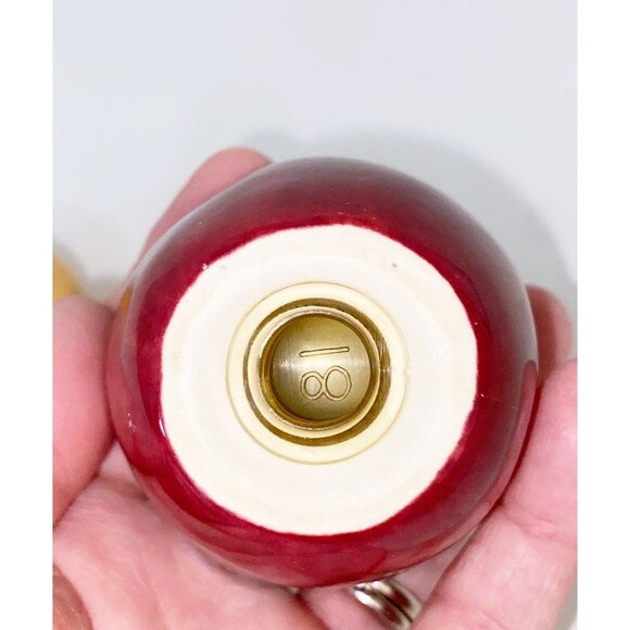 Apple and Pear Vintage Salt and Pepper Shakers - Picture 5 of 6